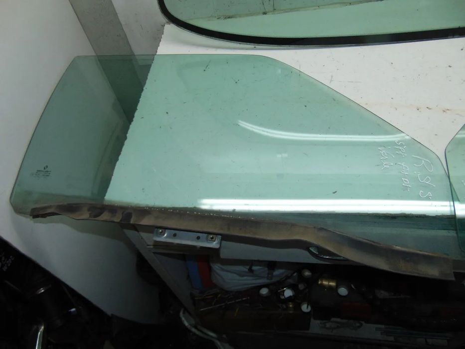 Renault Super 5 para-brisas verde