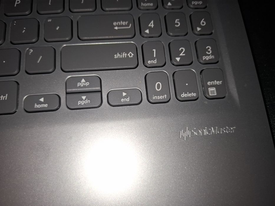 Sprzedam Laptop asus