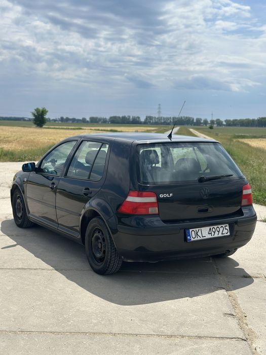 Golf 4  1.4benzyna