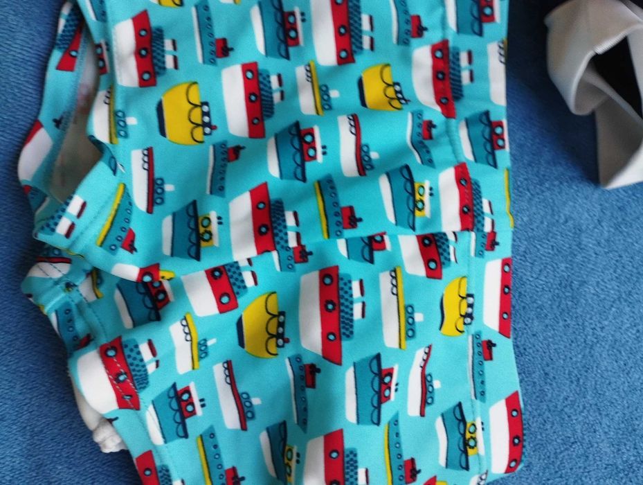 Pianka Strój kąpielowy splash about plus spodenki  3/6/9 mcy recznik