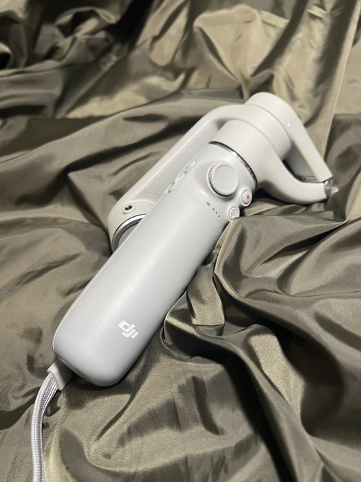 СРОЧНО!Стабілізатор DJI Osmo Mobile 5