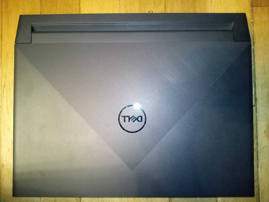 laptop Dell G15 5511