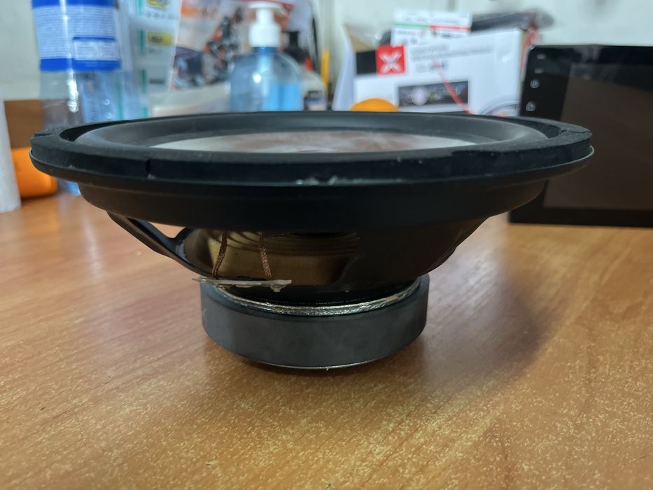 Динаміки  низькочастотні