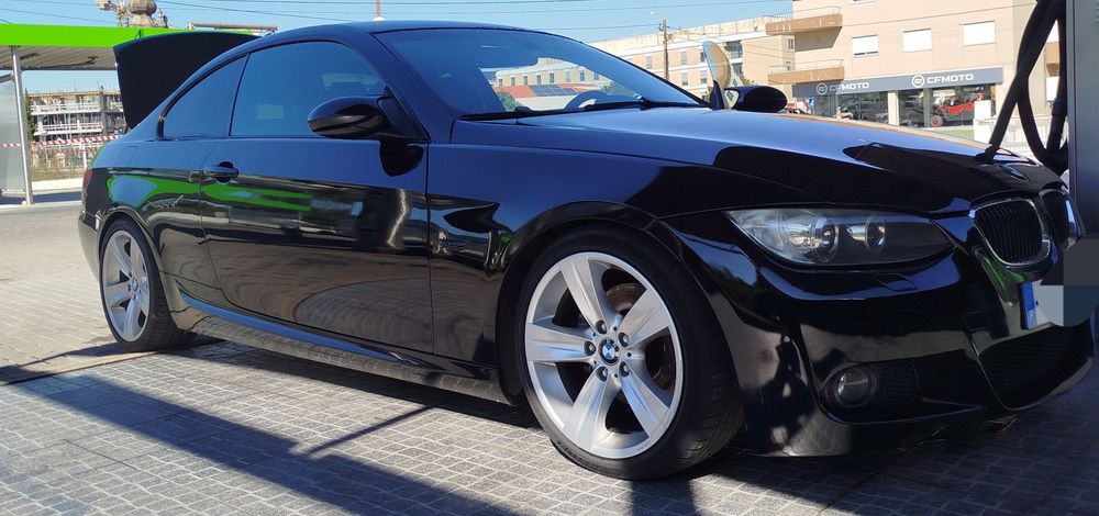 BMW 320 Coupé 2008
