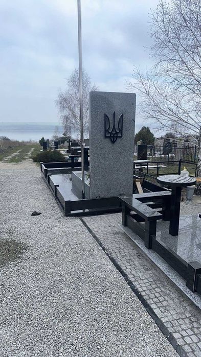Пам'ятники Військовим ЗСУ