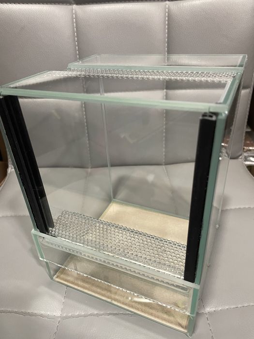 Nowe Terrarium 15x15x20cm - 2 wentylacje!