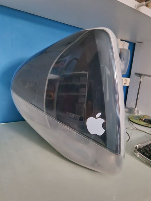 Computador de Secretária Apple64738637773570123