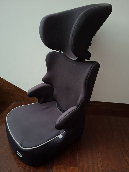 Cadeira Auto / Banco Elevatório com Encosto
