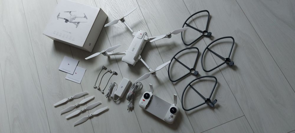 Dron Xiaomi Fimi X8 SE 2020