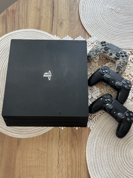 PlayStation 4 Pro 1TB + 3 pady + 3 gry | PS4 Pro | Zestaw