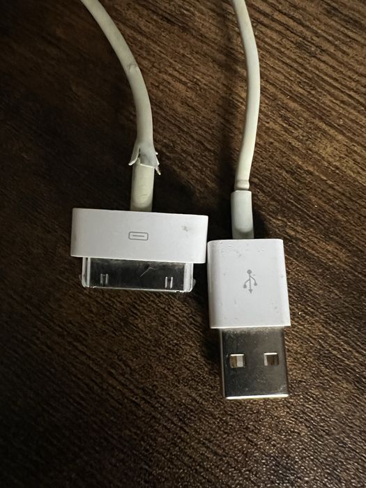 Apple iPhone 4s 8GB