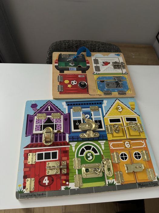 Дві розвивальні дошки із замочками Melissa & Doug