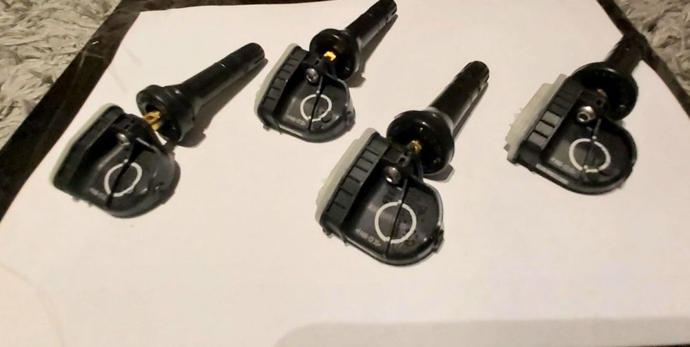 Czujniki ciśnienia w oponach TPMS opel