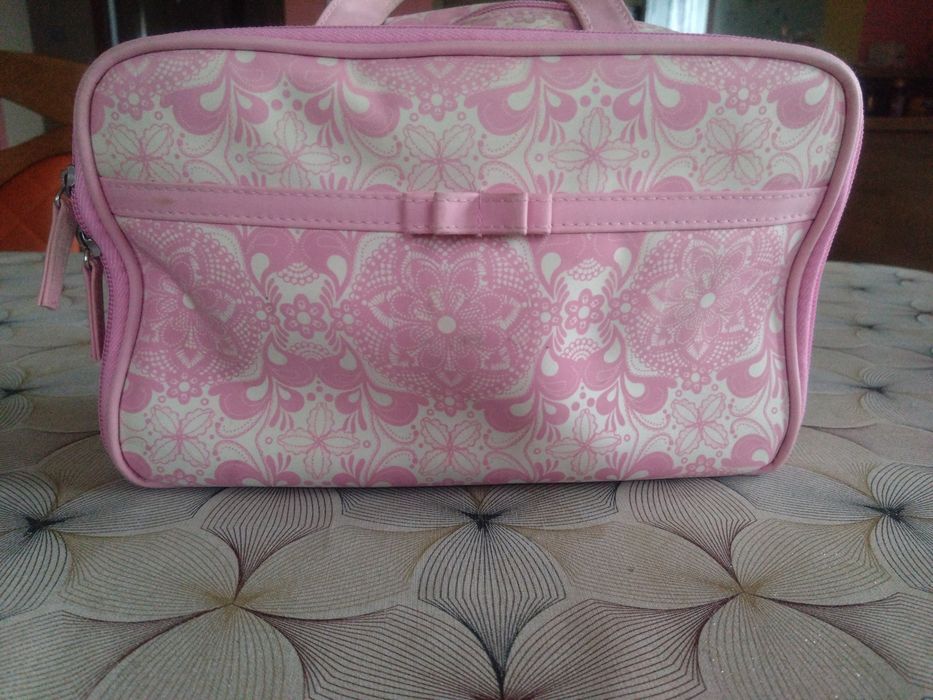 Elegancka Kosmetyczka