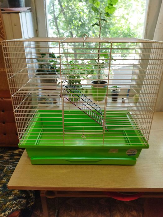 Продам великолепную клетку.