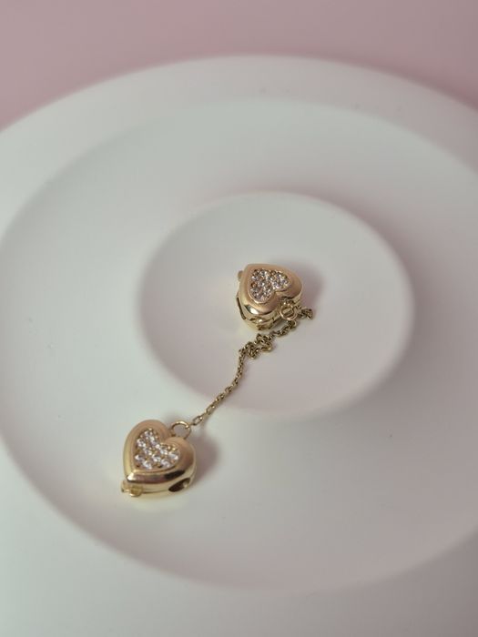 Złoty łańcuszek zabezpieczający typu Pandora serce cyrkonie białe 585