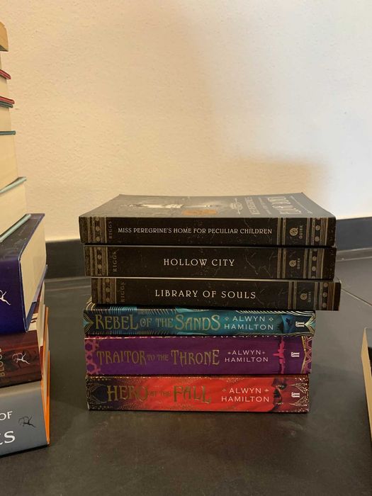 Livros vários em Inglês