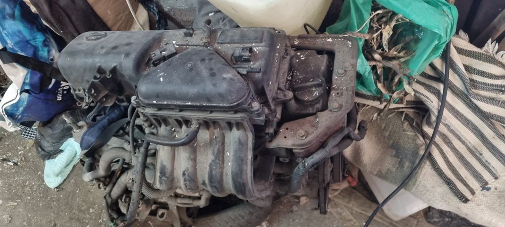 Vendo motor nissan note n11