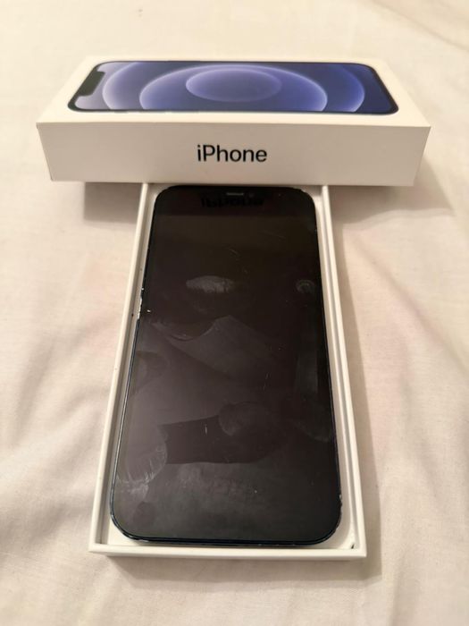 Iphone 12 (64GB)