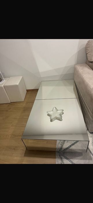 Mesa apoio sala estar espelhada