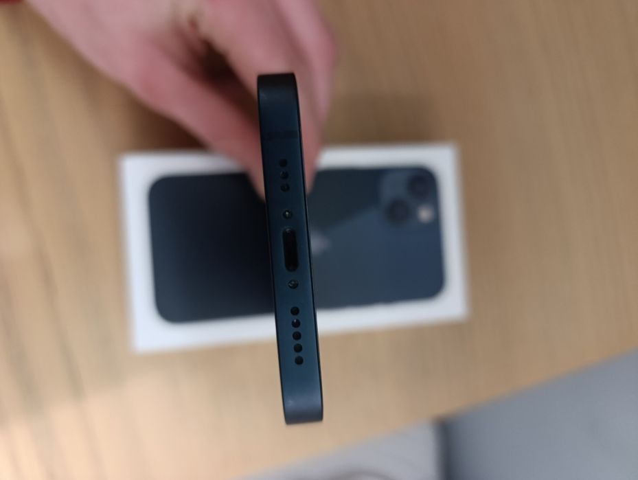 iPhone 13  128GB   87%baterii  stan bardzo dobry