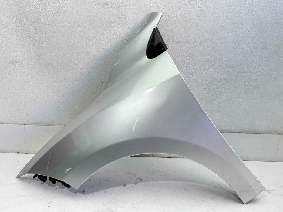 Frente Completa - Renault Megane III (2012)