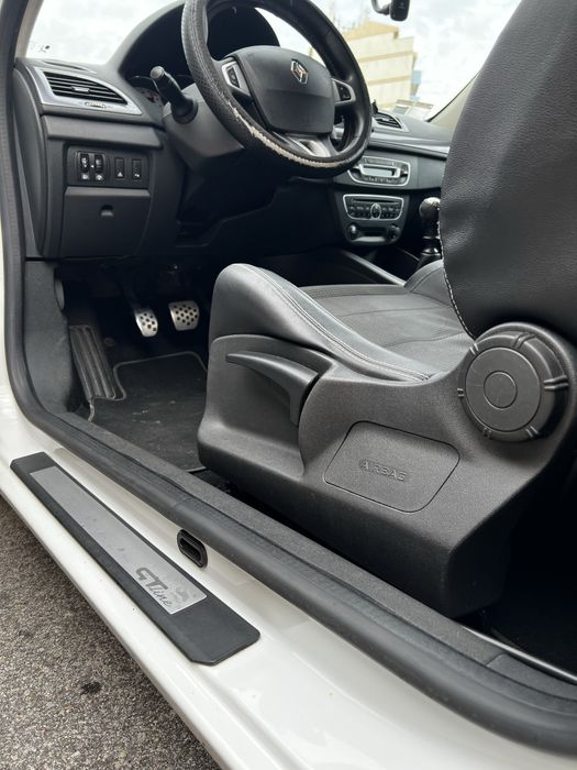 RENAULT Mégane III Coupé Gtline 1.5 dci 110cv