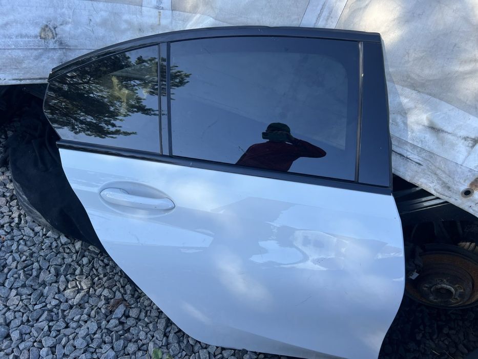 Дверка bmw g20  дверь g20 двері ручка скло дзеркало бмв г20