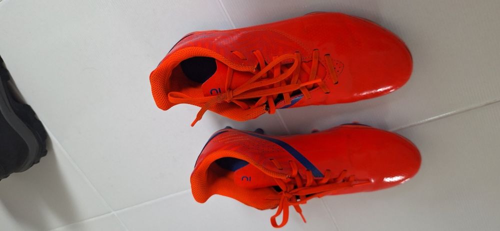 Buty sportowe, korki, rozm.36-37