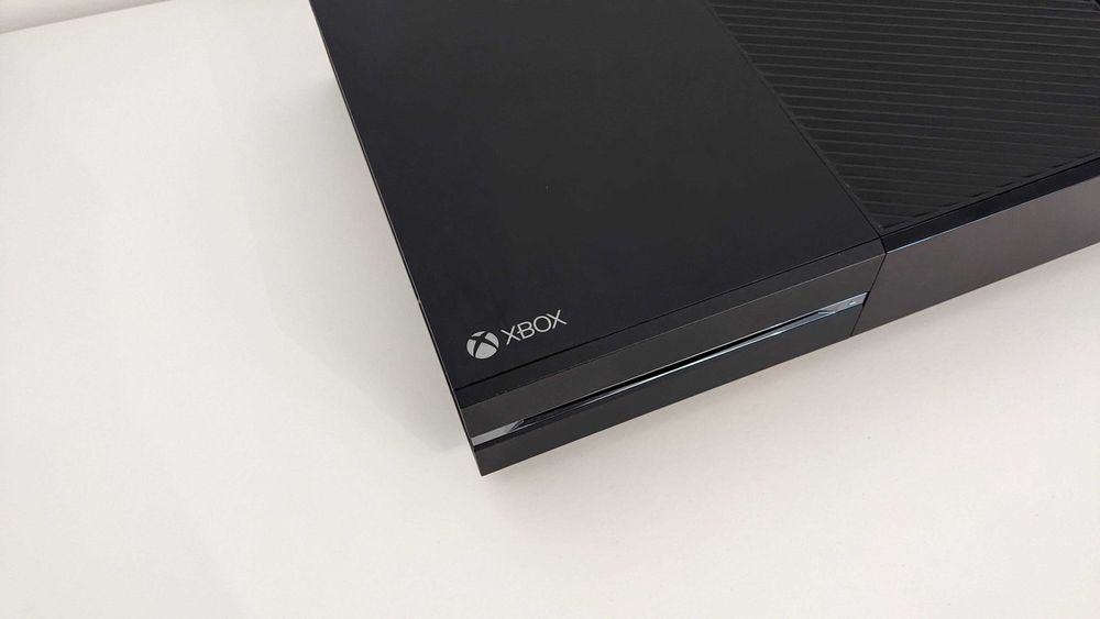 Consola Xbox One 1TB SSD (Upgrade) + Comando