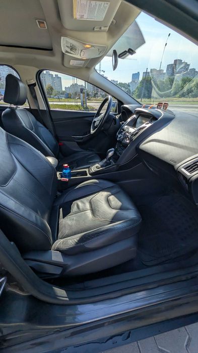 Ford Focus 2.0 Ti-VCT GDI бензин. 2015 року. у хорошому стані