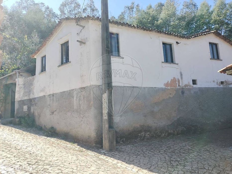 Moradia T2 para venda