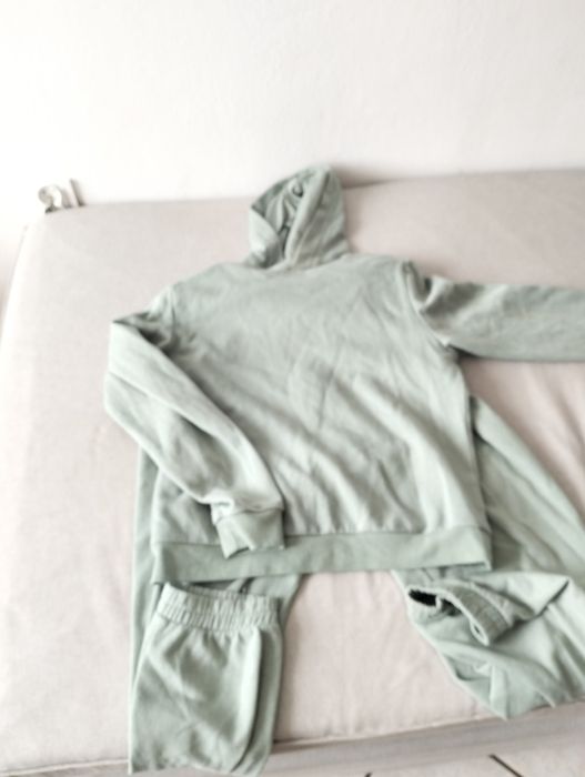 Groszkowy damski dres z kapturem plus spodnie