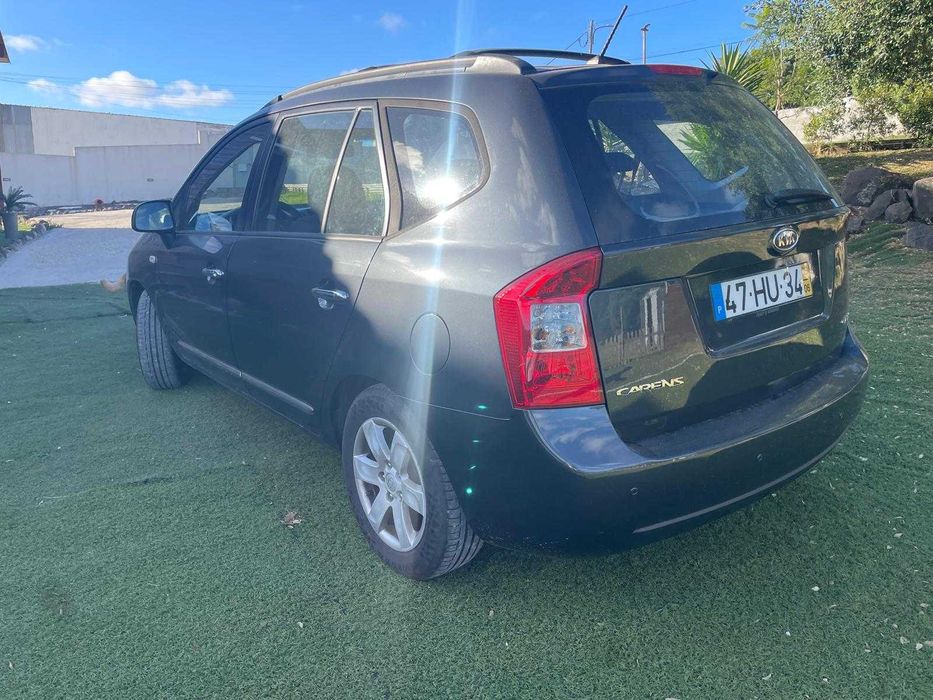 Kia Carens Mood 2.0 CRD 7 Lugares
