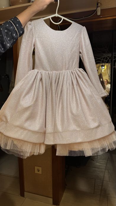 Новое детское нарядное красивое платье!