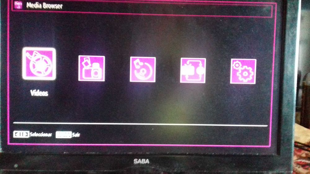 televisão marca saba 24 polegadas a trabalhar