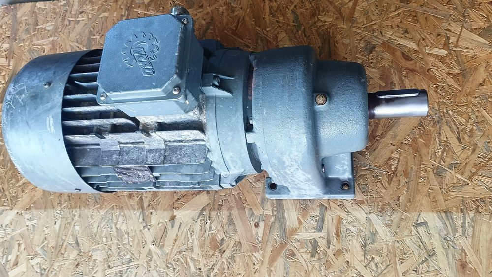 Motoreduktor 5.5 kW