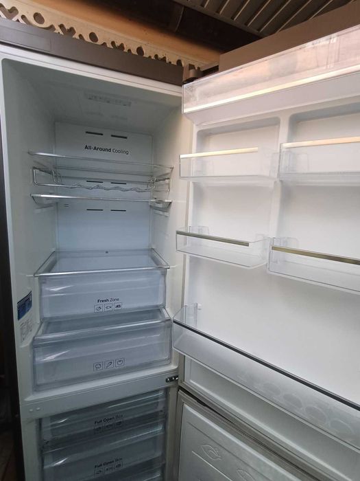 Продаж холодильника