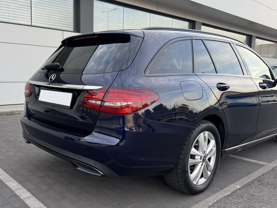 Mercedes-Benz C220d 4MATIC