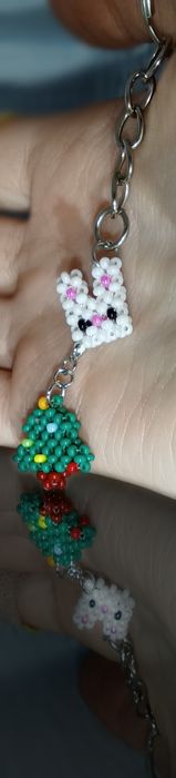 Брелок ручної роботи — "ялинка-зайчик."