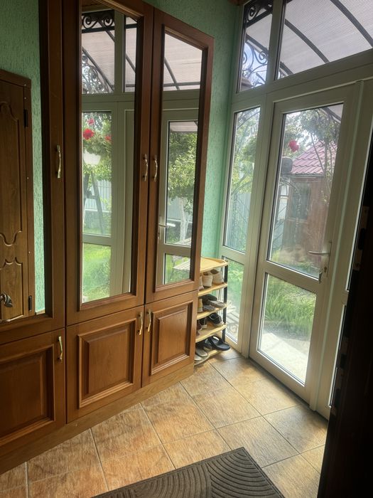 Продаж будинку нерухомість