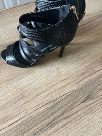 Buty letnie damskie