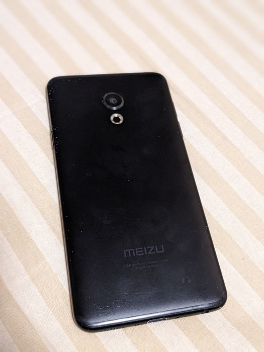 Meizu 15 Lite  4/64