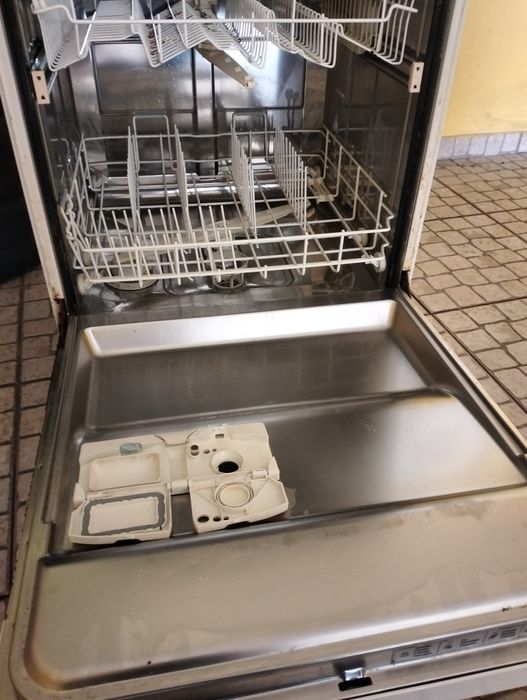 Máquina lavar loiça Whirlpool