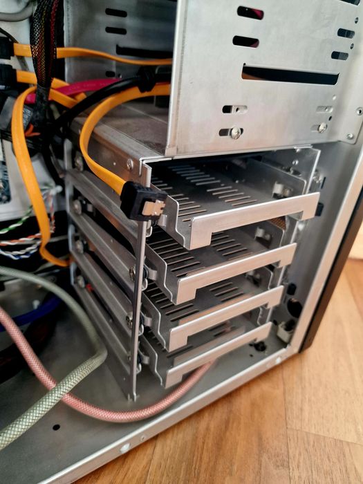 Caixa PC e componentes