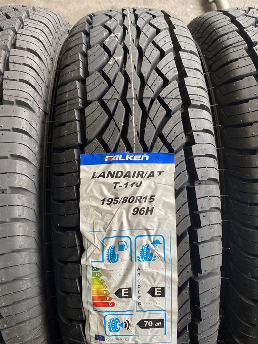 Pneus 195/80/15 Falken Landair/AT T-110