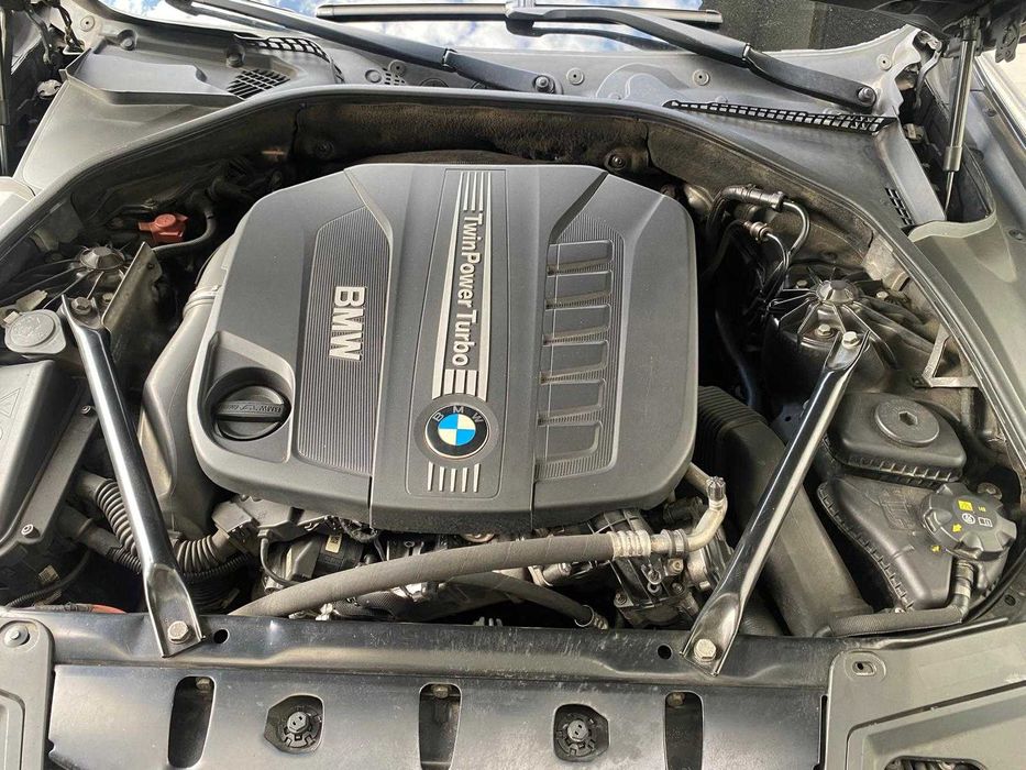 BMW 530 Xdrive Impecável