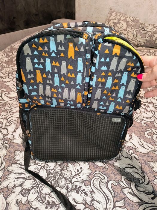 Продам рюкзак школьный