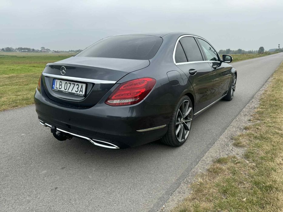 Mercedes Benz W205 C180
