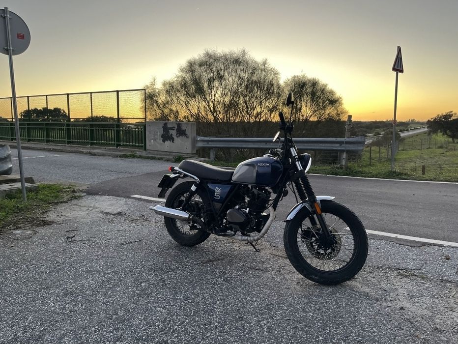 Brixton modelo  BX 125